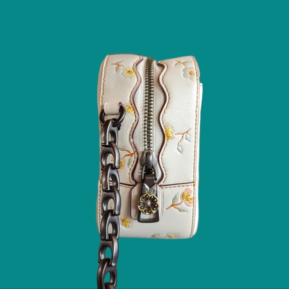 🦄HTF 1941 Tea Rose Turnlock Camera bag with vintage floral print - Picture 3 of 12